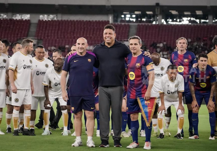 Ronaldo Nazario Terpukau Antusias Penggemar Sepak Bola di Indonesia Usai Laga Clash of Legends 2026