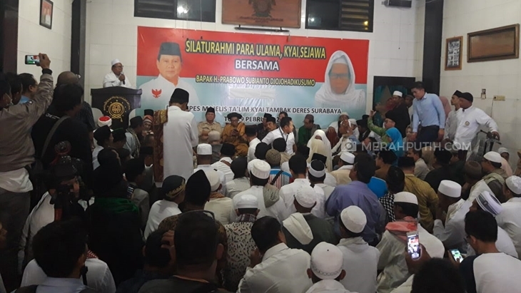 Sambangi Surabaya, Prabowo Dapat Dukungan dari Jemaah Thoriqoh Syathoriyyah