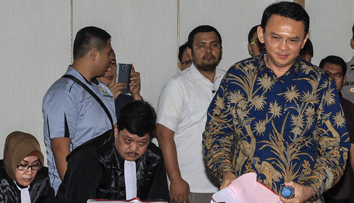 Sidang Ahok ke-17 Penasehat Hukum Desak Hakim Putar Video Unggahan Buni Yani