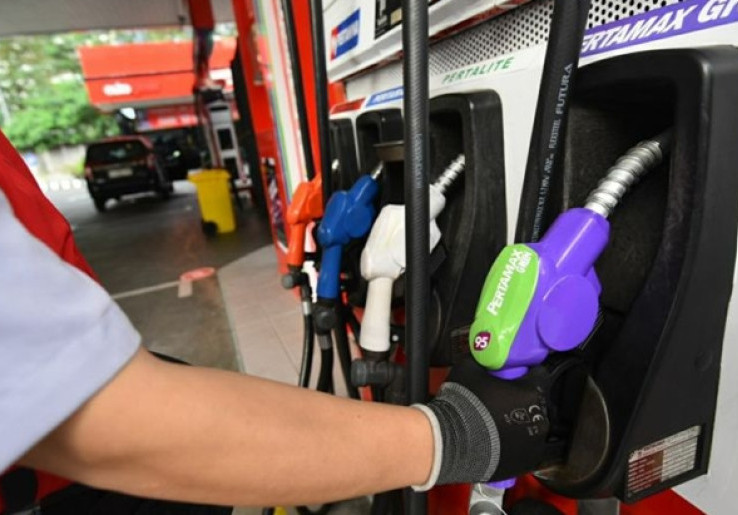 Pertamina Lakukan Pembaruan, Harga BBM Non Subsidi Pertamax dan Dex Series Turun Mulai 1 Mei