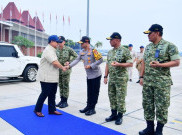 Prabowo Kembali Landing di Tanah Rencong, Pastikan Bantuan Logistik Tepat Sasaran
