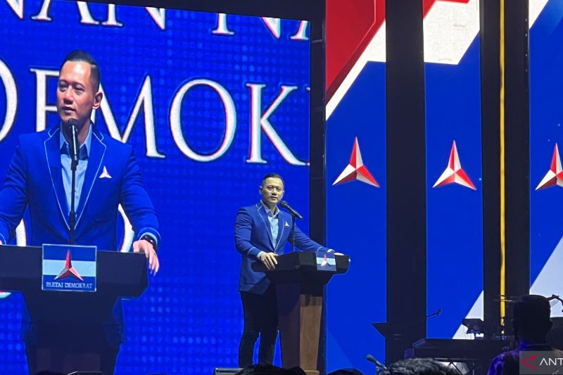 AHY Ingatkan Kader tidak Terjebak Politik Identitas