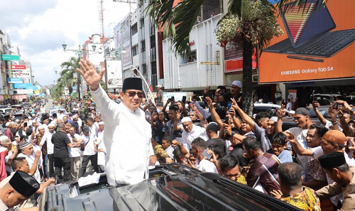 Prabowo mendapat sambutan meriah dari para pendukungnya