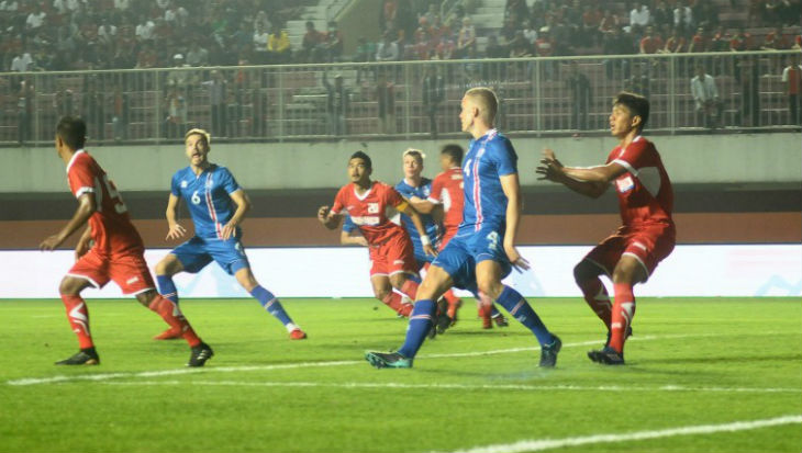 Pelatih Indonesia Selection Kritik Aturan Pergantian Pemain