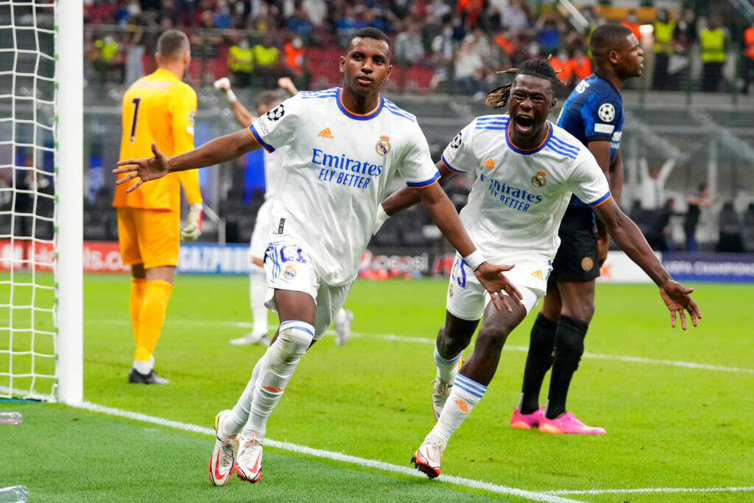 Hasil Pertandingan Liga Champions: Duo Milan Telan Kekalahan