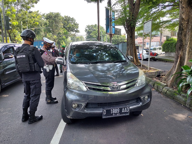 138 Travel Gelap Terjaring Polisi di Jabar