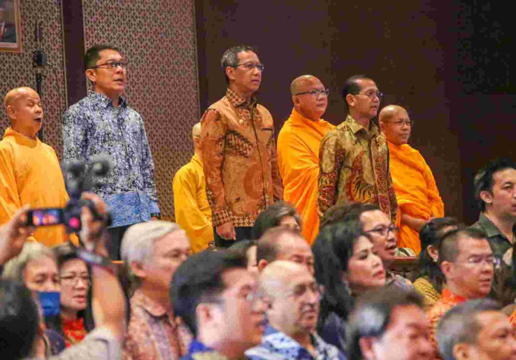 Pj Heru Ajak Umat Buddha Jaga Persatuan dan Kesatuan Jakarta