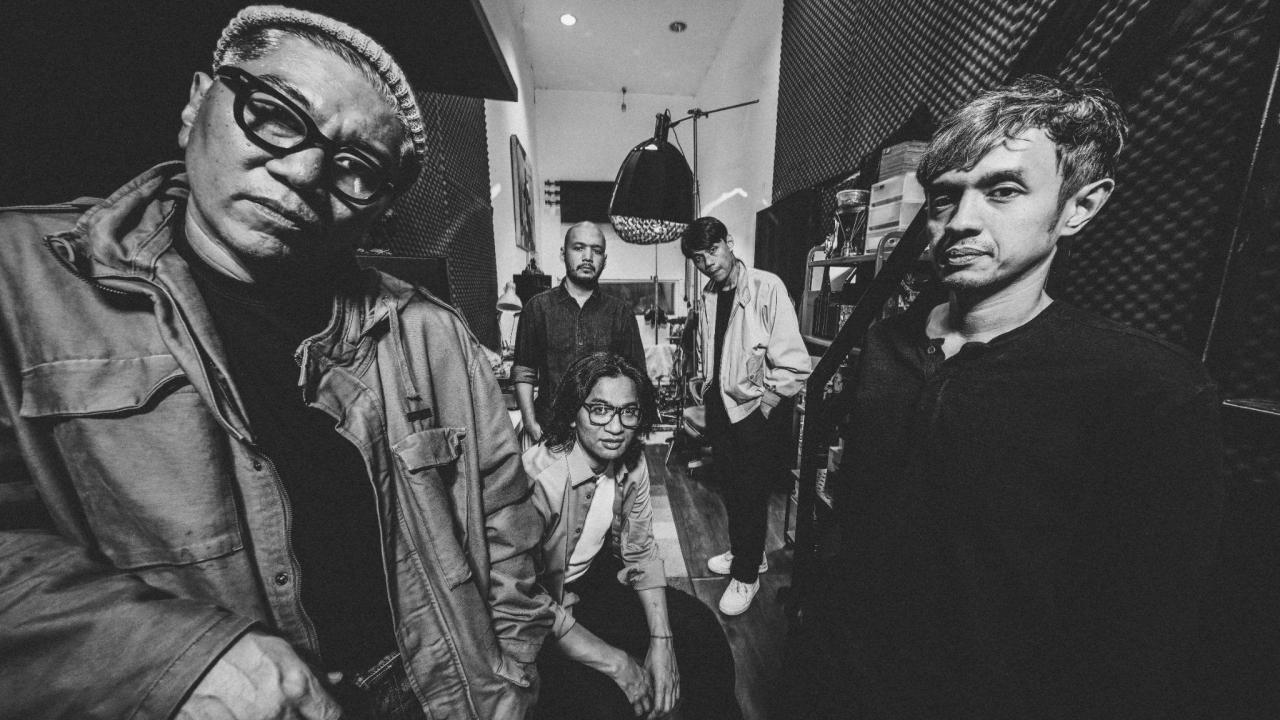 Zeke and The Popo Siapkan Sesi Dengar 'Crazy Life' di 9 Kota Jelang Rilis Album Kedua