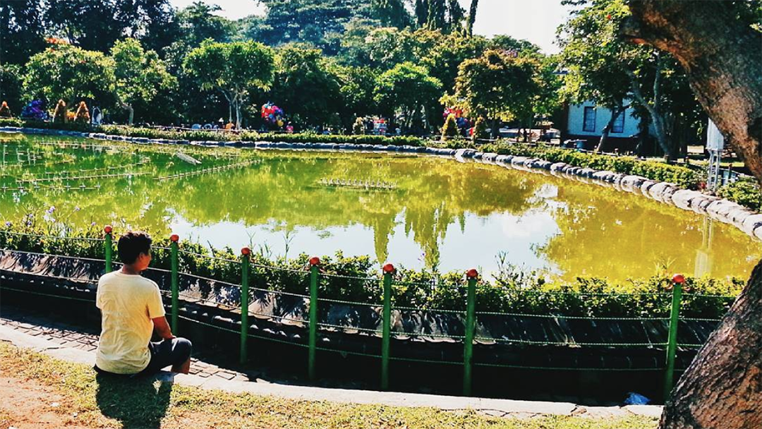 Menikmati Tarian Air Mancur saat Ngabuburit di Taman Kota Lumintang Denpasar
