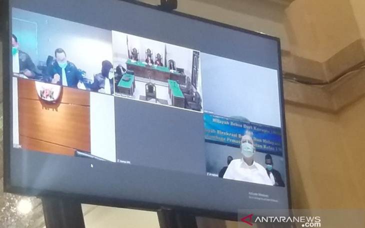 Eks Wali Kota Medan Teuku Dzulmi Eldin Dituntut 7 Tahun Penjara