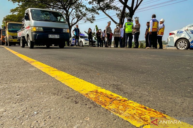 13 Tewas dalam Kecelakaan Pikap dan Truk di Indramayu, DPR Desak Evaluasi Total Keselamatan Transportasi