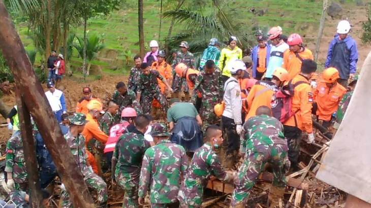 Tim SAR Temukan Lima Jenazah Korban Longsor Sukabumi