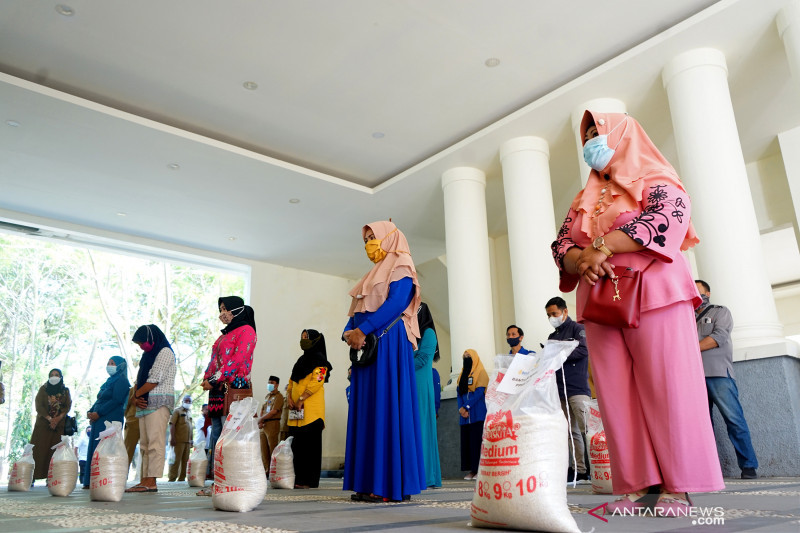  Begini Pengawasan Pencairan Bansos oleh Kemendagri 