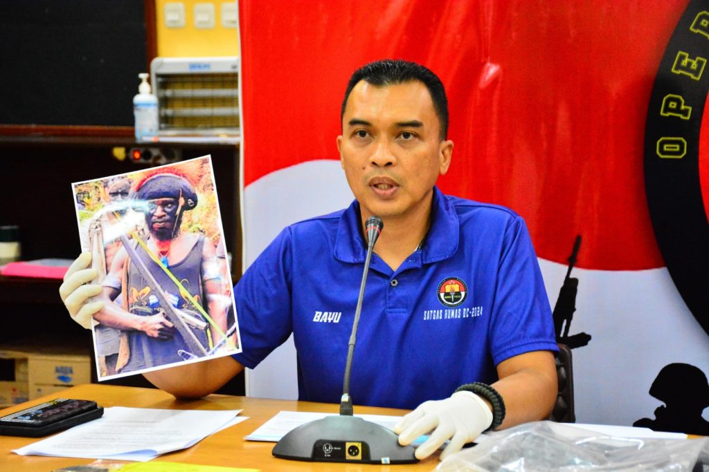 Identitas 5 Anggota KKB yang Bunuh Pilot Helikopter Asal Selandia Baru di Papua