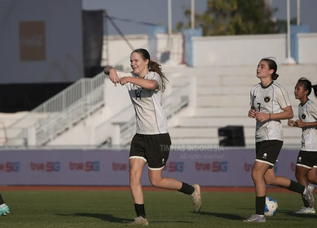 Isa Warps Sempat Takut Kalah Lagi Sebelum Golnya Awali Kebangkitan Timnas Putri Kalahkan Singapura