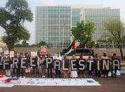 Aksi Solidaritas untuk Palestina di Depan Kedubes Amerika Serikat