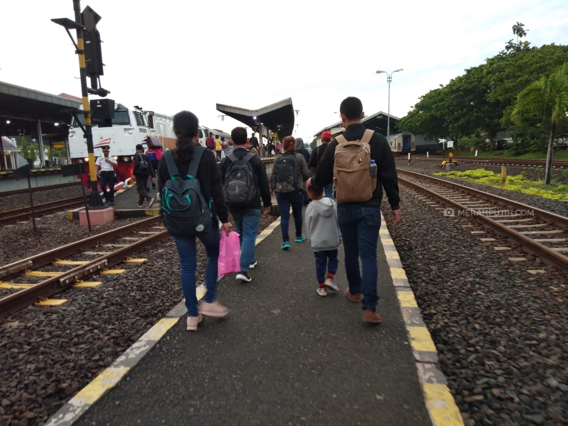 Libur Imlek, Penumpang Kereta Api di Daop 3 Cirebon Meningkat 36 Persen
