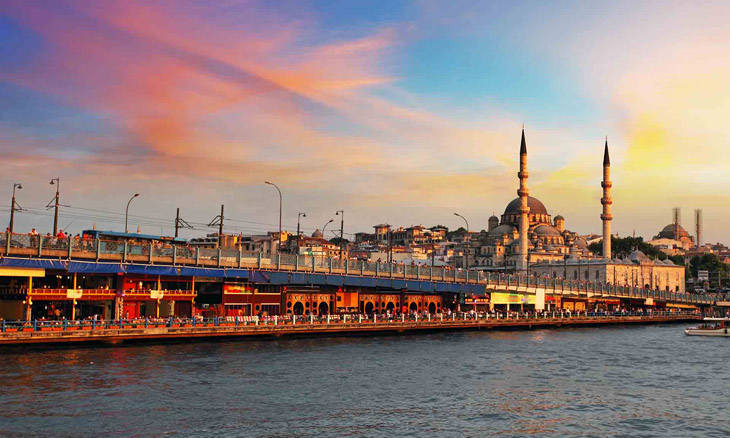 1.700 WNI Tinggal di Istanbul, KJRI Belum Terima Laporan Ada yang Jadi Korban Gempa 6,2 M