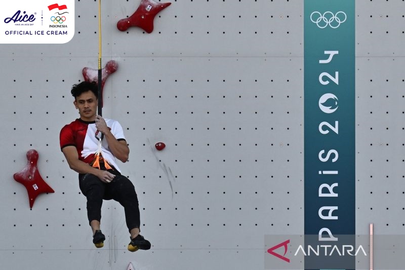 Veddriq Leonardo Sumbang Medali Emas Pertama Indonesia di Olimpiade Paris