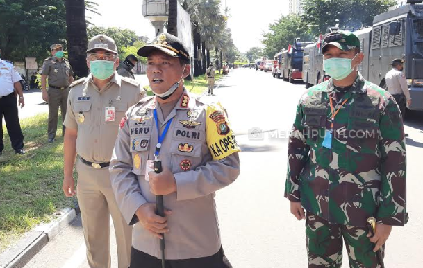 Jakarta Pusat Kondusif, Pengamanan Pusat Transportasi Dikendurkan