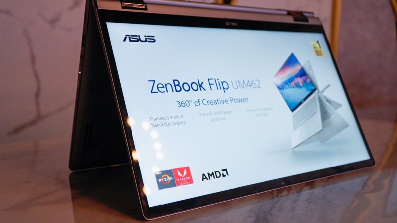 Asus Zenbook Flip UM462, Laptop Multifungsi Ciamik dengan Harga Terjangkau