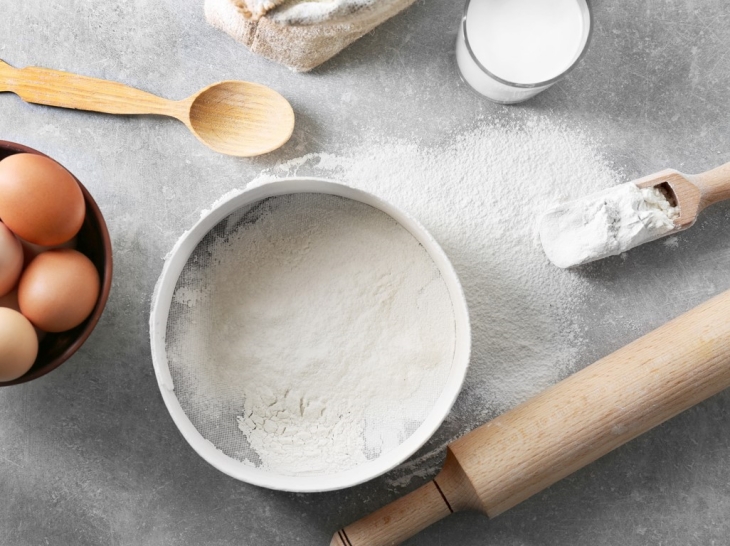 Tepung roti memiliki protei 14 hingga 16 persen. (Foto: 123RF/serezniy)