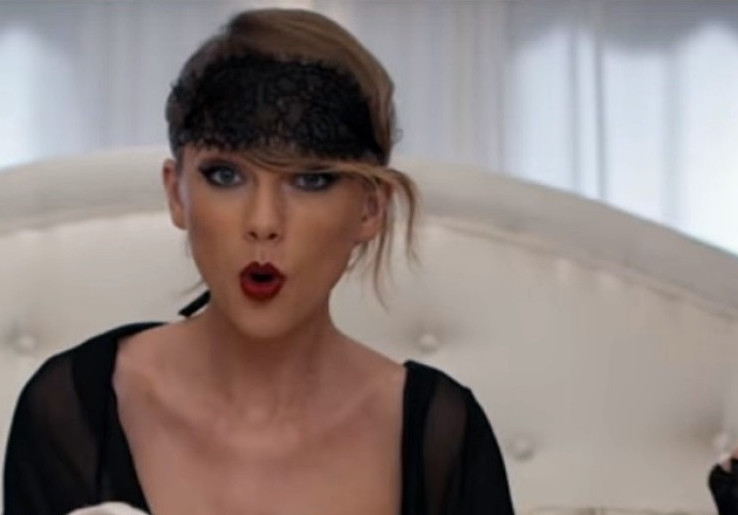 Setelah Menghilang, Taylor Swift Unggah Video Ular di Medsos