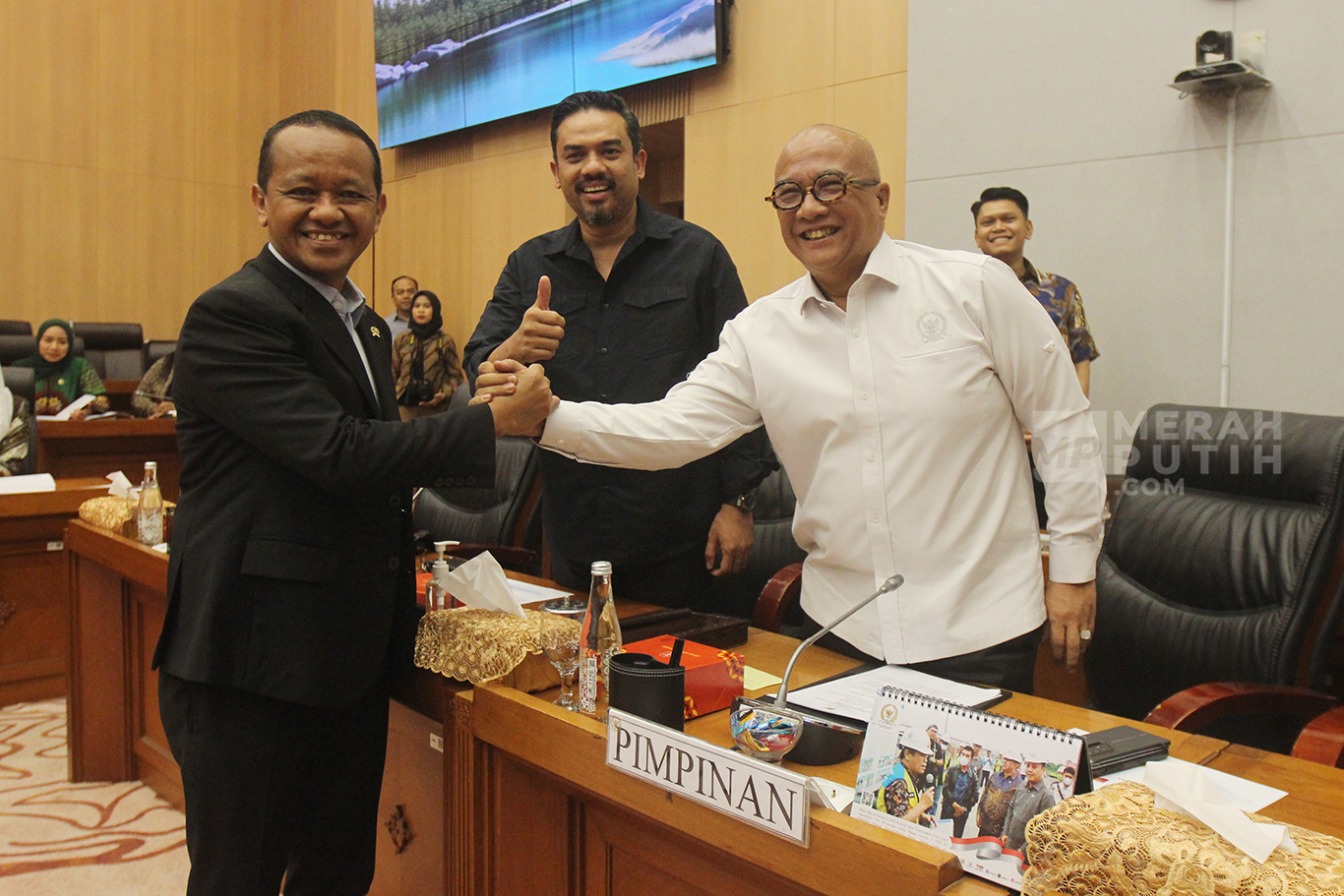 Raker Terakhir Menteri ESDM Bahlil Lahadalia dengan Komisi VII Bahas Anggaran 