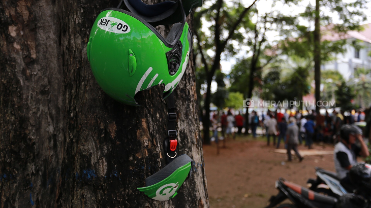 Pengemudi Ojek Online di Bandung Gelar Doa Bersama