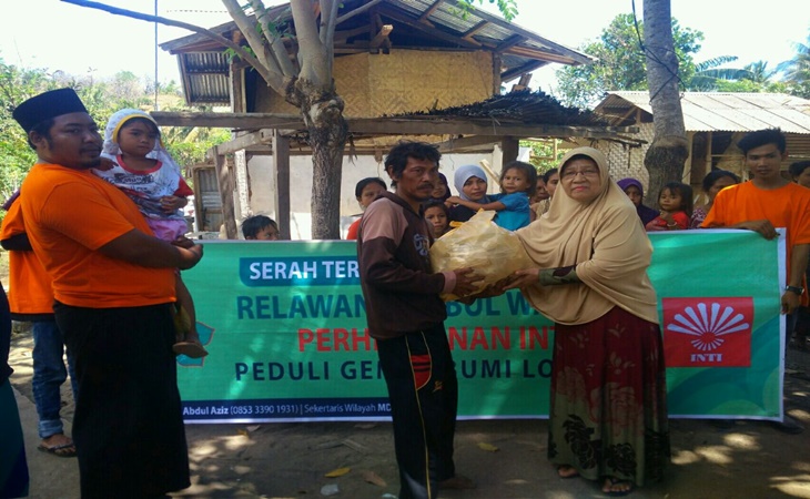 Serah terima bantuan Perhimpunan INTI kepada korban gempa Lombok