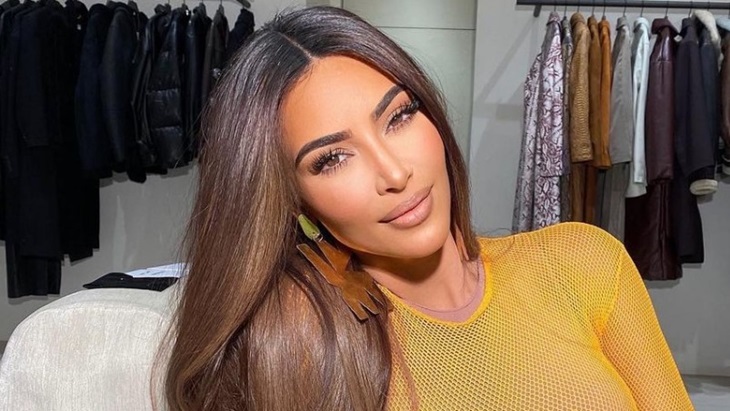 Harganya Miliaran Rupiah, Ini Pakaian Termahal Kim Kardashian