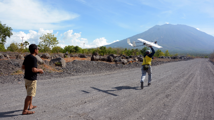 Akses ke Zona Merah Gunung Agung Ditutup
