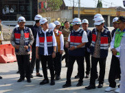 Gibran Tinjau Proyek Elevated Railway Joglo di Solo, Progres Pekerjaan Capai 85 Persen