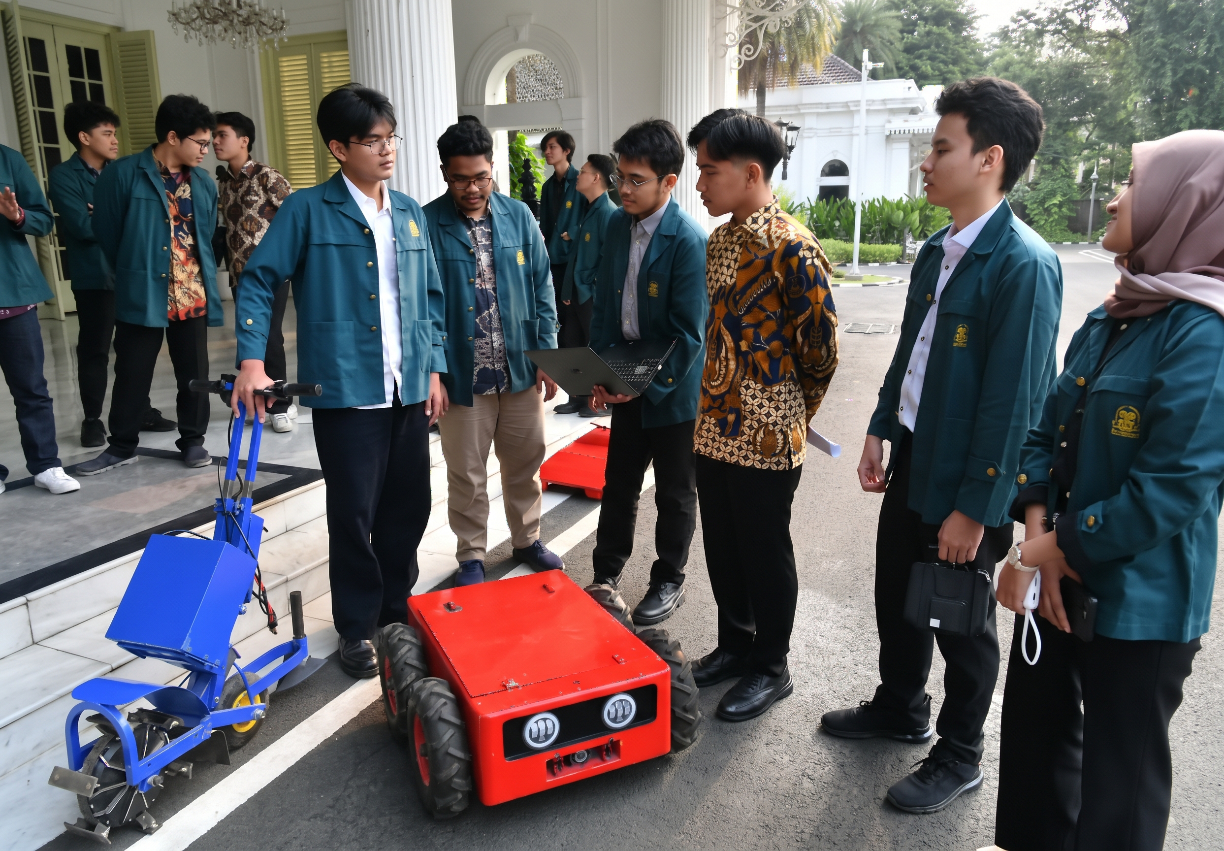 Perkembangan Kasus Ijazah Gibran Terkini: Dari Hak Angket hingga Laporan Bareskrim