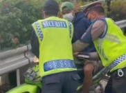 Pengendara Motor Nekat Masuk Jalan Tol Sejauh 37 Kilometer, Tertangkap di Semanggi