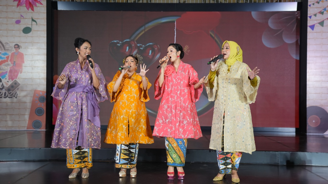 Andien, Yuni Shara, Iga Mawarni, Nina Tamam, dan Rieke Roslan Satukan Suara dalam 'Kebaya Indonesia'