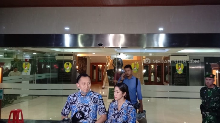 Ibas Doakan Habibie Bertemu Ainun dan Ani Yudhoyono di Surga