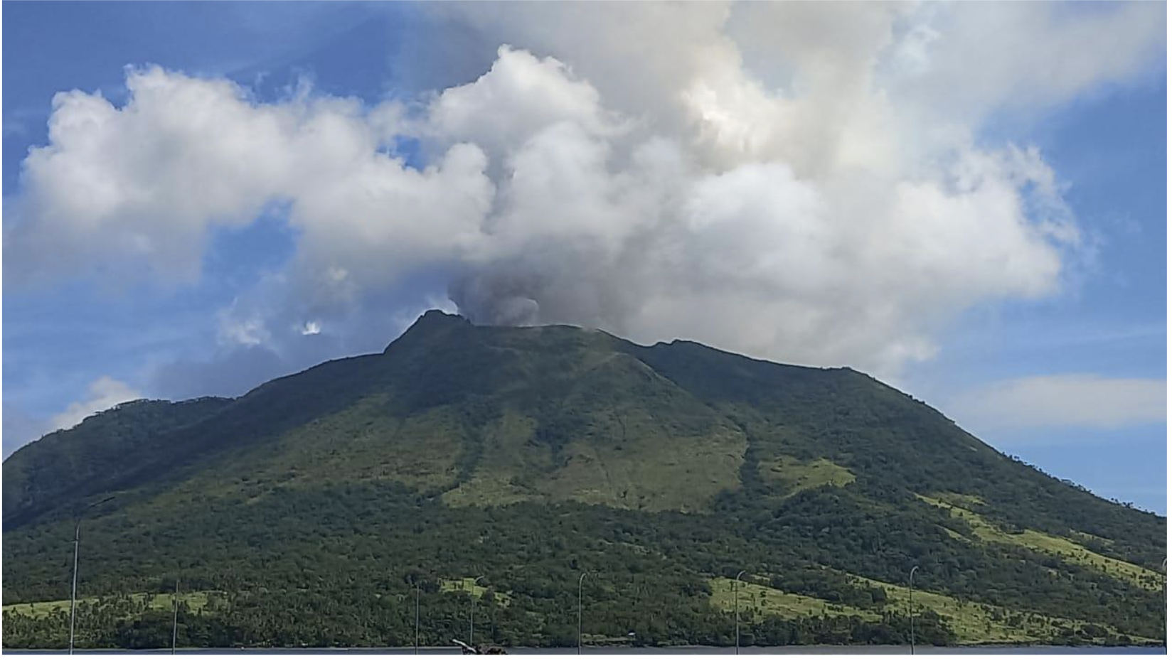Gunung Ruang Meletus, Arah Luncuran Lava Belum Teramati