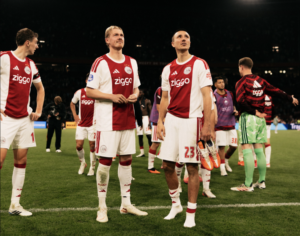 Maarten Paes dan Nathan Tjoe-A-On Sama-sama Tampil Penuh saat Ajax Gilas Willem II 5-1, Simak Statistik Keduanya