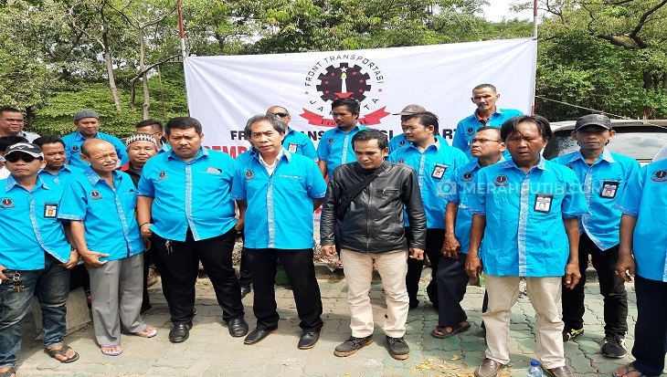 Perluas Ganjil Genap, Anies Dikritik Sengsarakan Sopir Mobil Rental