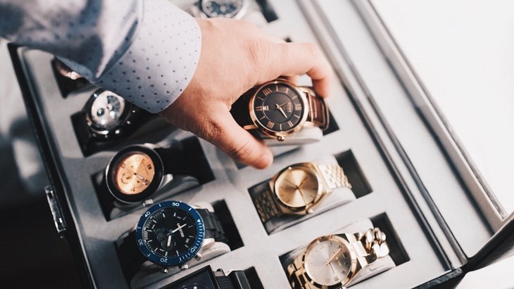 Berapa harga Jam Tangan Atlet Pro? Termurah Satu Miliar Rupiah