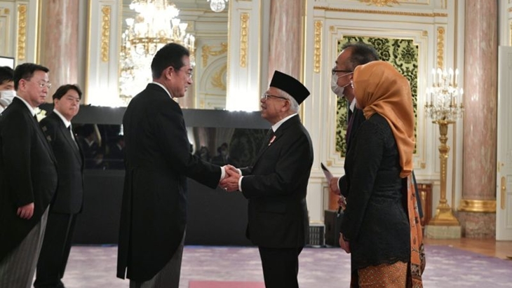 Wapres Ma'ruf Amin Sampaikan Duka Cita Langsung kepada Istri Shinzo Abe