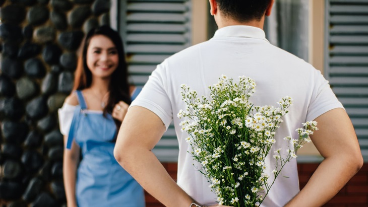 4 Hal Ini Menandakan Cinta Lama Harus Bersemi Kembali