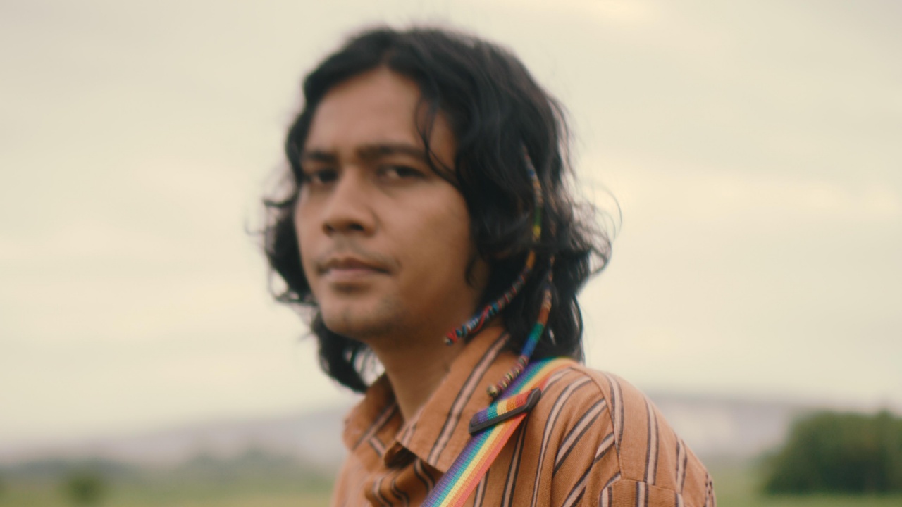 Muncul dari Sebuah Perenungan, Ismam Saurus Rilis Single Reflektif “Liburan Ini”