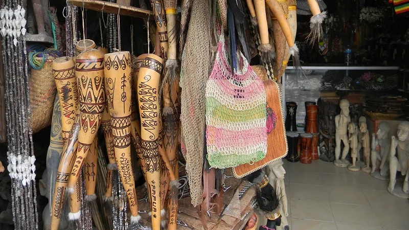 Menilik Makna dari Pakaian Tradisional Koteka asal Papua