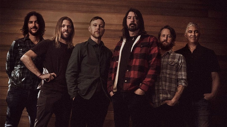 Konser Offline Pertama Foo Fighters di 2021 Dikecam Kelompok ‘anti-vaxxers’