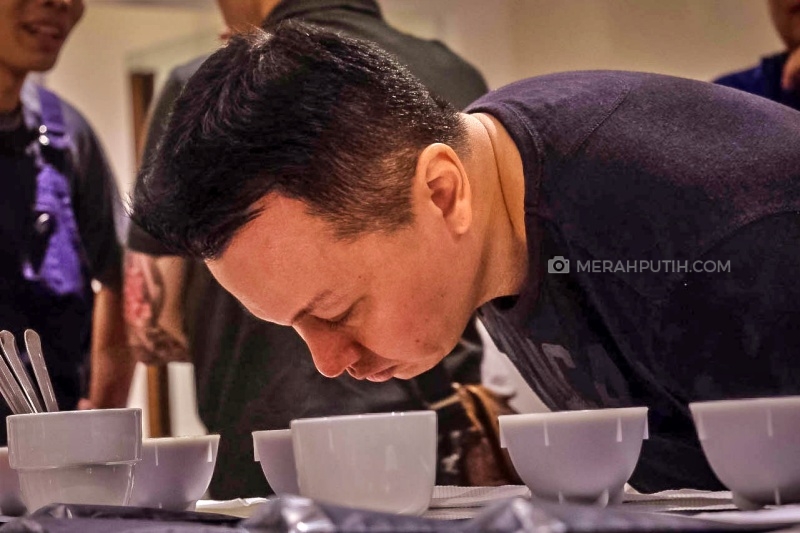 Cupping Best of Panama Washed di Battle of Geisha