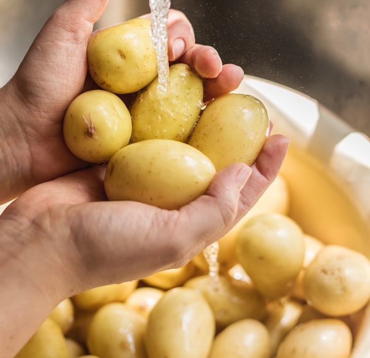 (Trivia 6) kandungan dalam kentang baik untuk meremajakan kolagen kulit. (Foto pexels rawpixel)