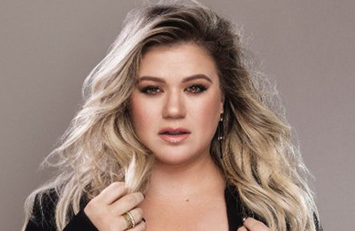 Makan Cabai, Begini Reaksi Kelly Clarkson