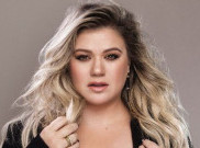 Makan Cabai, Begini Reaksi Kelly Clarkson